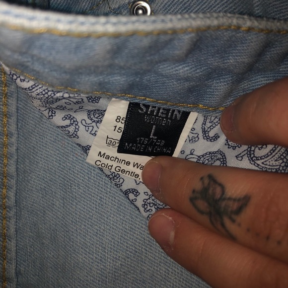 Distressed Shorts - Picture 2 of 2